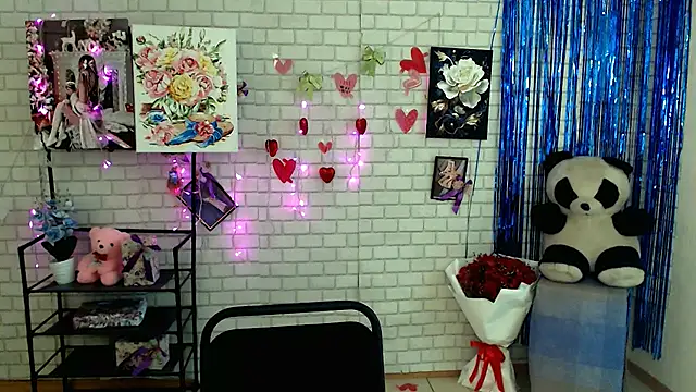 Snapshot of Darina_M_ chatting on March 12, 2025, 11:20 am Darina M online show from March 12, 2025, 11:20 am