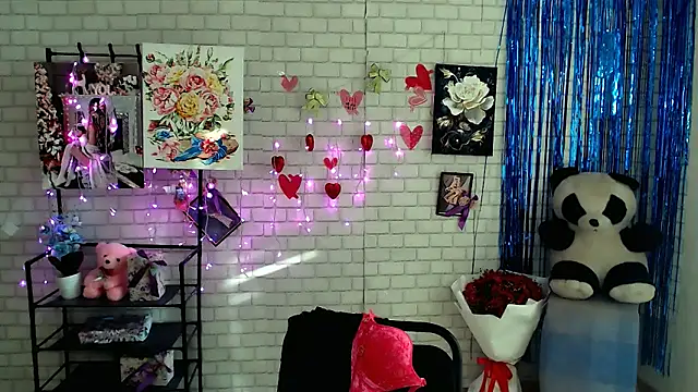 Snapshot of Darina_M_ chatting on March 22, 2025, 2:25 pm Darina M online show from March 22, 2025, 2:25 pm