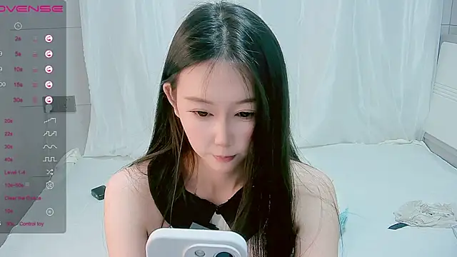 MM cola online show from September 18, 2025, 6:10 pm