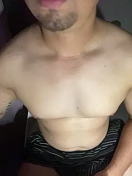 tomazu11 online show from October 29, 2025, 4:59 am