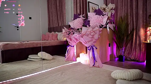 Snapshot of EmilyHudsson_1 chatting on February 14, 2026, 6:26 pm EmilyHudsson 1 online show from February 14, 2026, 6:26 pm