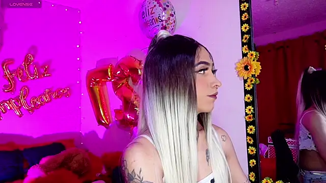 Micaela Rangel online show from April 7, 2026, 2:34 am