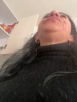 Snapshot of Freya_Artemisa chatting on January 19, 2025, 3:10 pm Freya Artemisa online show from January 19, 2025, 3:10 pm