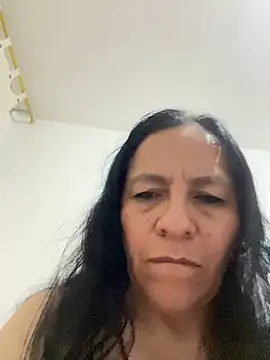 Snapshot of Freya_Artemisa chatting on February 2, 2025, 4:26 am Freya Artemisa online show from February 2, 2025, 4:26 am