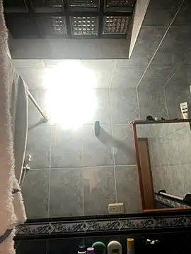 Freya Artemisa online show from November 27, 2025, 6:21 pm