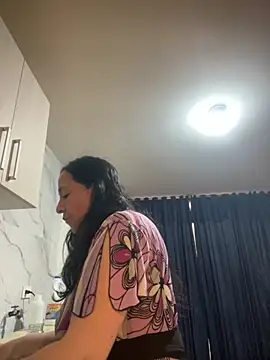 Freya Artemisa online show from December 5, 2025, 7:54 pm