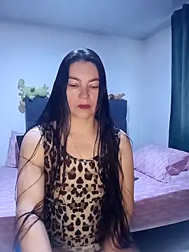 renata hot1 online show from October 1, 2025, 10:05 pm