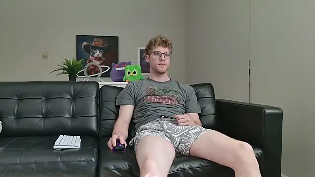 BlueEyedTallGuy94 online show from September 28, 2025, 8:25 pm