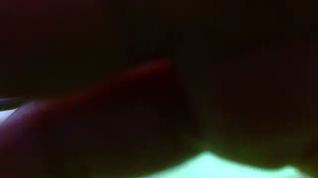 sinay024 online show from April 18, 2026, 9:04 pm