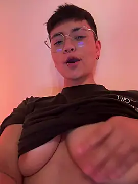 Ashley Chriss online show from December 22, 2024, 12:07 am