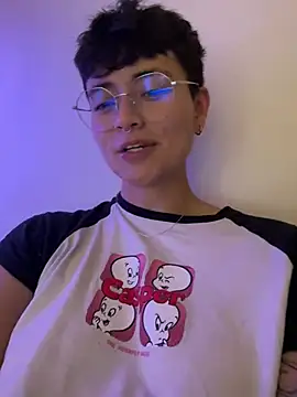 Ashley Chriss online show from March 3, 2025, 12:59 am