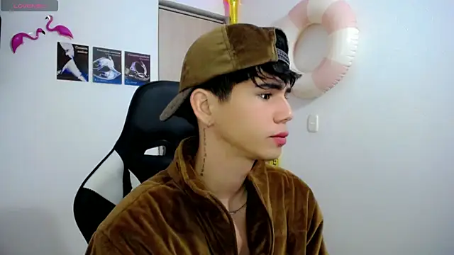 Tayson Rivers online show from September 15, 2025, 11:21 am