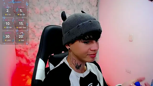 Tayson Rivers online show from October 25, 2025, 1:57 am