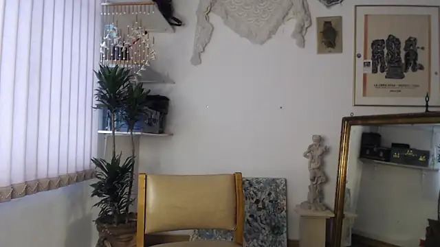 Siriss boyrag online show from September 29, 2025, 1:49 pm