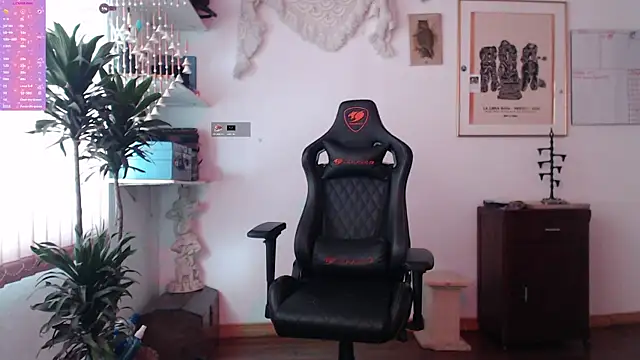 Siriss boyrag online show from October 24, 2025, 1:29 pm