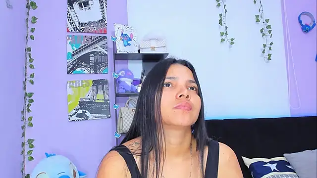 sara mendez2 online show from February 25, 2025, 10:50 pm