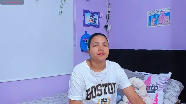 sara mendez2 online show from October 4, 2025, 10:52 pm