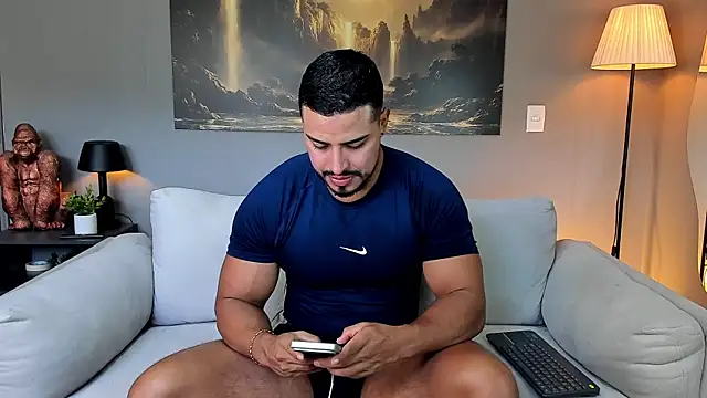 Snapshot of ApoloMakris chatting on July 13, 2026, 7:27 pm ApoloMakris online show from July 13, 2026, 7:27 pm