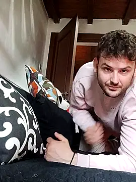 Snapshot of TheKing966 chatting on March 3, 2026, 12:33 pm TheKing966 online show from March 3, 2026, 12:33 pm