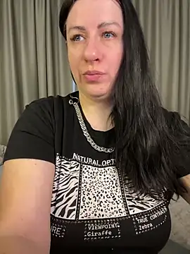 Evelinia online show from January 10, 2025, 1:41 pm