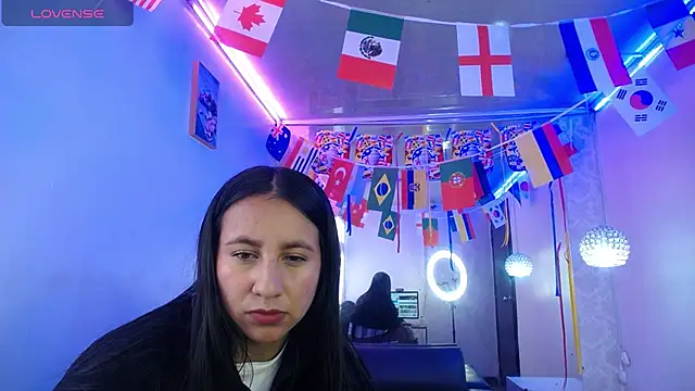 Snapshot of ailyn_miranda chatting on July 5, 2026, 12:34 pm ailyn miranda online show from July 5, 2026, 12:34 pm
