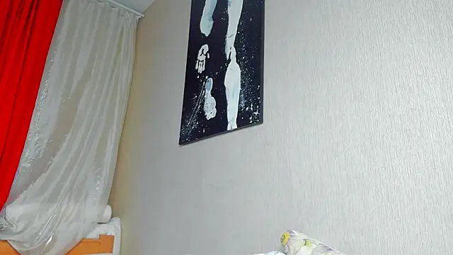 foxy blond online show from September 30, 2025, 12:04 am