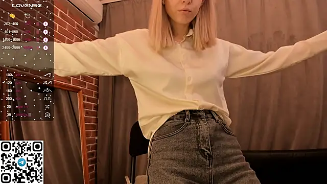 tyty piupiu online show from December 8, 2024, 5:22 pm