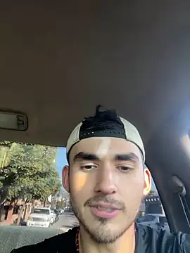 kevinsito1 online show from November 29, 2025, 11:08 pm