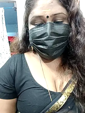 Snapshot of simran21 chatting on December 28, 2024, 3:15 pm simran21 online show from December 28, 2024, 3:15 pm