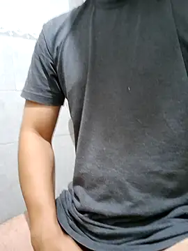 Snapshot of strokvic chatting on February 17, 2025, 4:53 am strokvic online show from February 17, 2025, 4:53 am