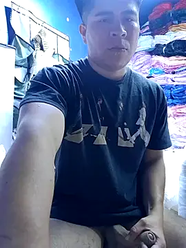 Snapshot of strokvic chatting on October 3, 2025, 11:35 pm strokvic online show from October 3, 2025, 11:35 pm