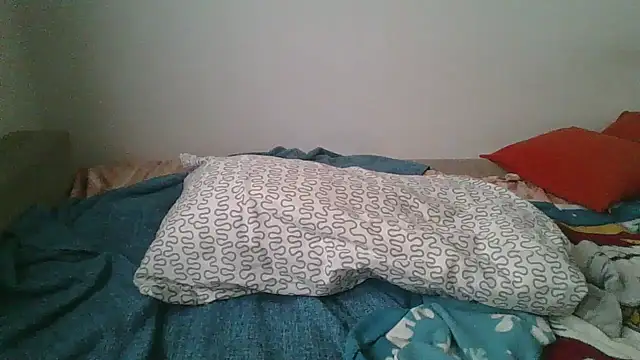 hairygirl80 online show from October 17, 2025, 11:35 am