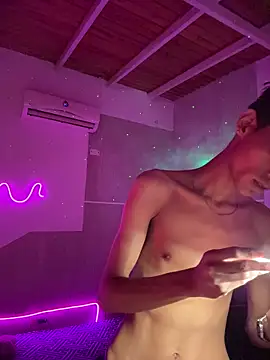 Mauuu18 online show from October 26, 2025, 2:50 am