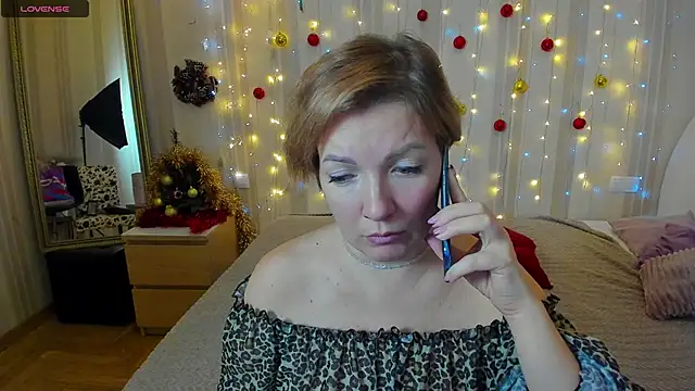 Katherine Fox online show from December 12, 2024, 7:41 am