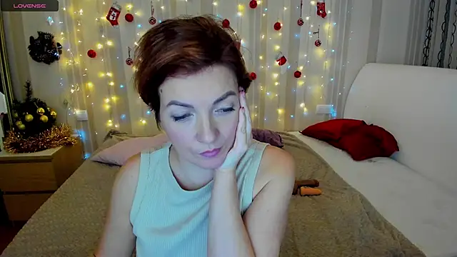 Katherine Fox online show from December 18, 2024, 10:19 am