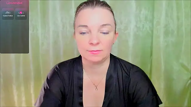 Regina  blue online show from March 3, 2025, 6:22 pm