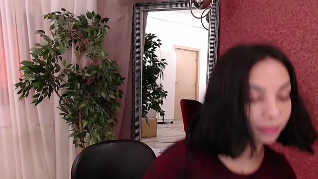 MissJuliax online show from September 27, 2025, 7:35 am