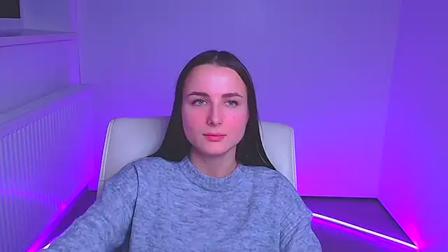 Eva Janee online show from December 18, 2024, 7:15 am