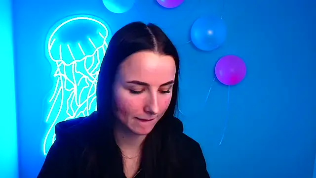 Eva Janee online show from February 11, 2025, 4:13 pm