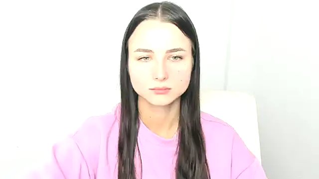 Eva Janee online show from March 22, 2025, 6:33 am