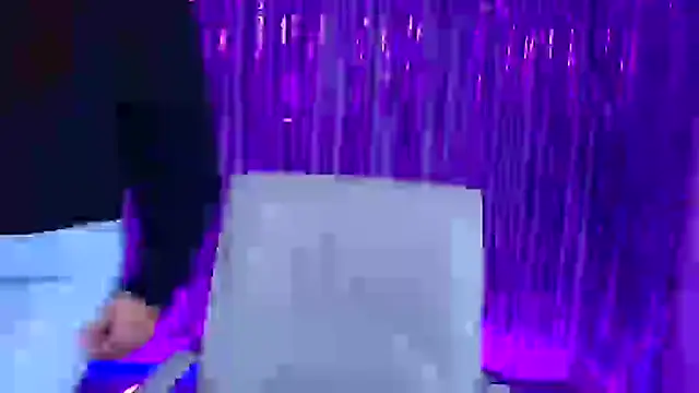 Eva Janee online show from September 18, 2025, 5:53 am