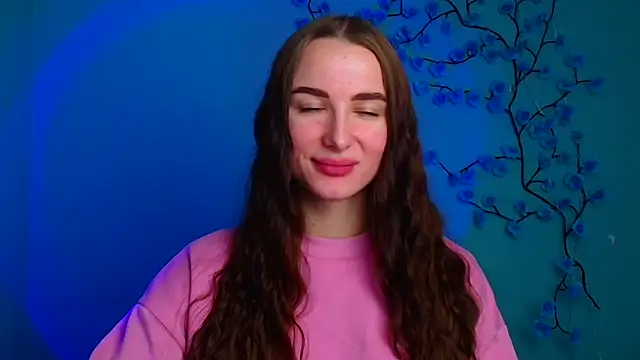 Eva Janee online show from February 9, 2026, 6:39 am