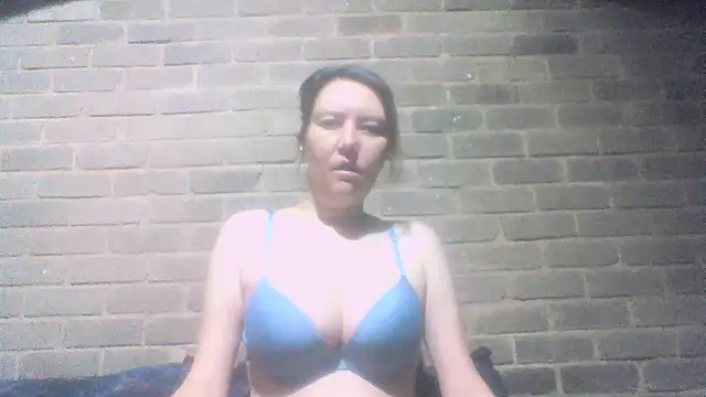 EksJouneMwah online show from November 27, 2025, 7:10 am