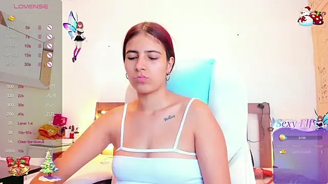 Snapshot of Dalila-1x chatting on December 27, 2024, 7:35 pm Dalila-1x online show from December 27, 2024, 7:35 pm