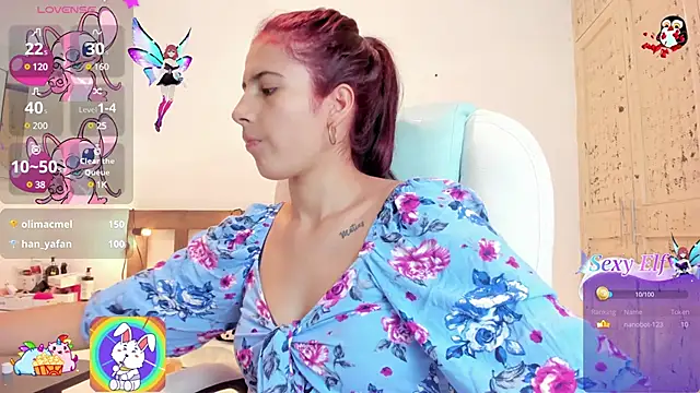 Snapshot of Dalila-1x chatting on January 8, 2025, 10:27 pm Dalila-1x online show from January 8, 2025, 10:27 pm