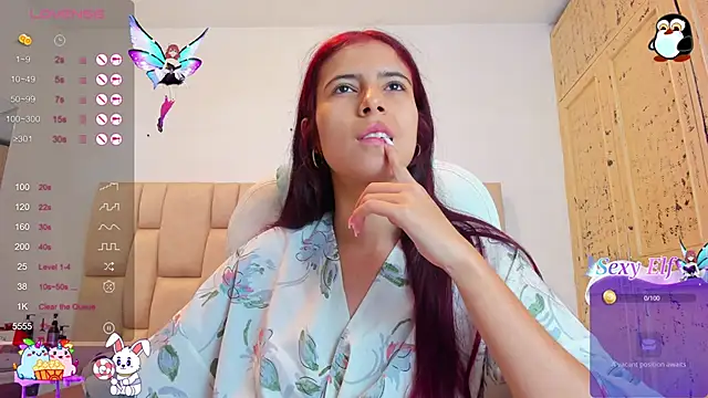 Snapshot of Dalila-1x chatting on January 19, 2025, 12:06 pm Dalila-1x online show from January 19, 2025, 12:06 pm