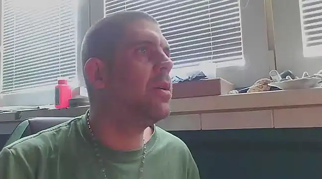 YouWantMe666 online show from February 20, 2025, 2:46 pm