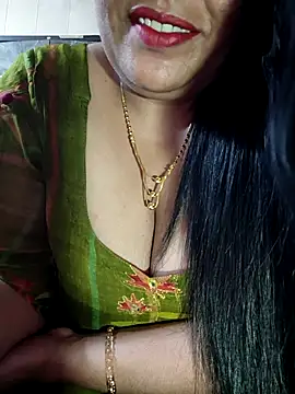 sneha rose online show from September 10, 2025, 5:13 pm