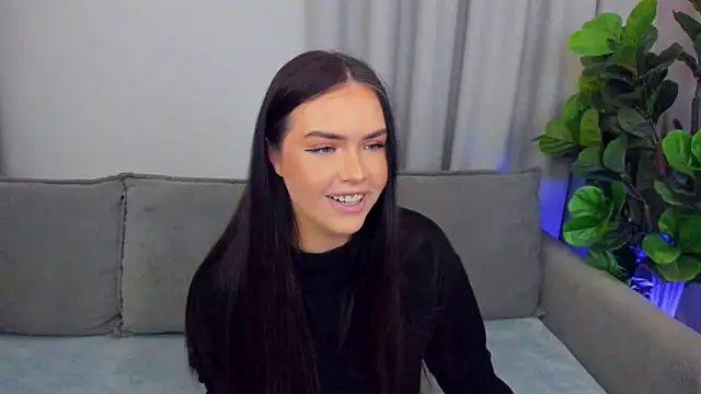 sexyangeloux online show from May 10, 2026, 8:03 pm