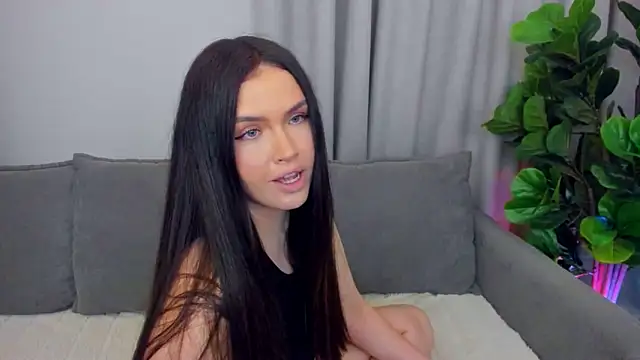 sexyangeloux online show from May 21, 2026, 10:50 pm
